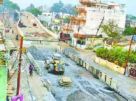 Many Overbridge built incomplete